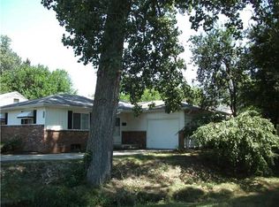 5906 Acoma Dr, Toledo, OH 43623