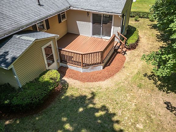 2nd image of 265 Reingold Ave
