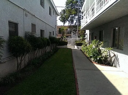 1001-1005 W. G St. — Photo 3