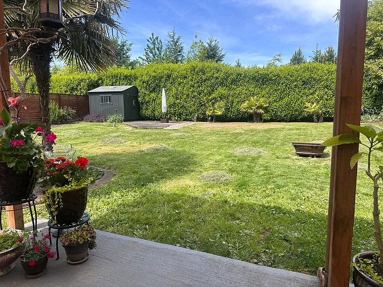 6583 SE Furnberg St — Photo 9