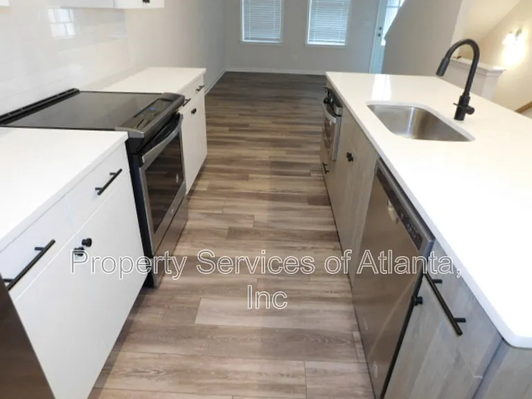 139 Pacer Pl — Photo 12