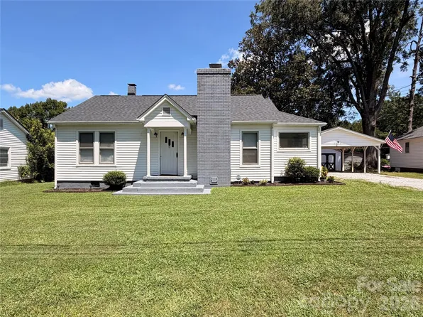 1223 Milton Ave, Kannapolis, NC 28081