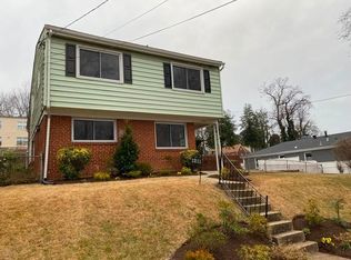 1211 46th St SE, Washington, DC 20019