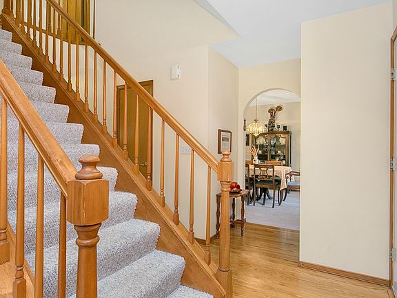 3rd image of 5811 82nd Av Ct W