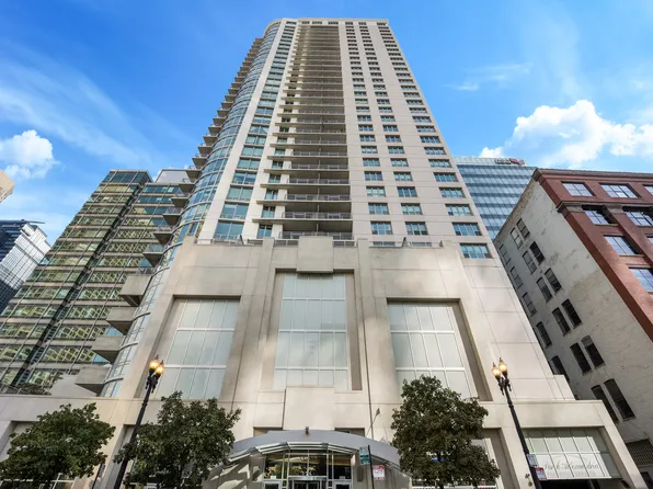 125 S Jefferson St #2105, Chicago, IL 60606
