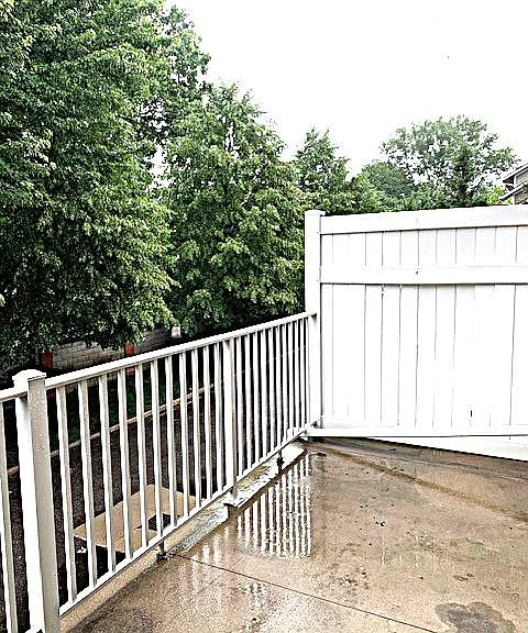 11695 Squiers Blvd — Photo 15
