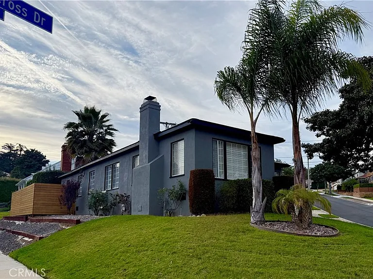 5541 Harcross Dr — Photo 1
