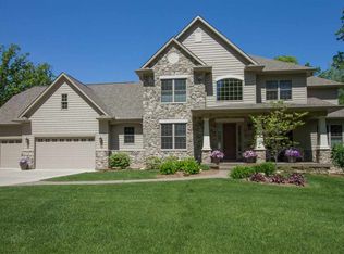 1600 Timber Ridge Dr, Port Byron, IL 61275