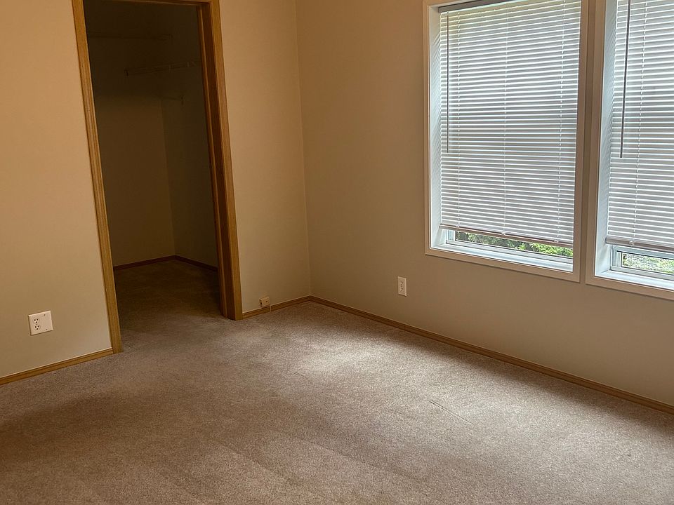 1st image of 1180 Oak Ridge Dr #44