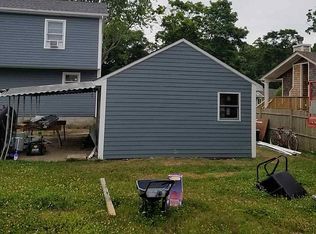 14 Charles Ct, East Patchogue, NY 11772