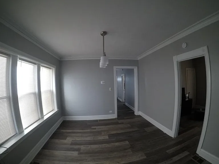 2944 N Avers Ave #2 — Photo 5