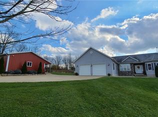 14704 Township Road 467, Lakeville, OH 44638
