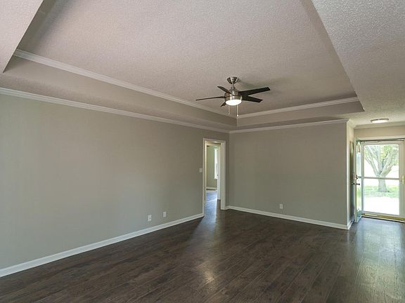 4th image of 3263 N Senseney Cir