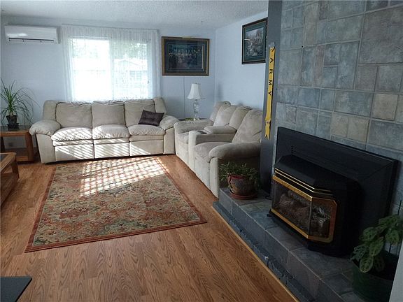 4th image of 6113 17th Ave SE