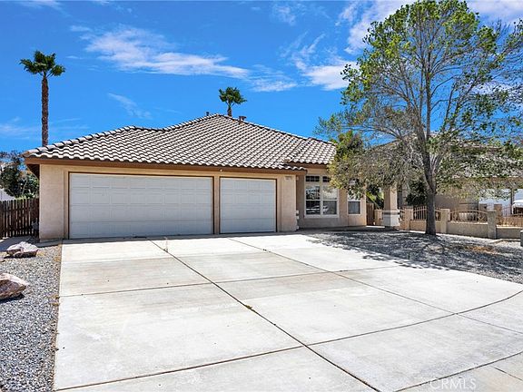 3rd image of 13271 Via Robles Cir
