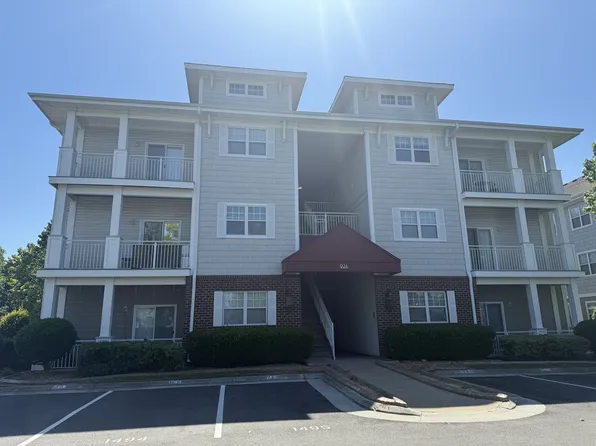 924 Southmoor Dr Unit 204, Virginia Beach, VA 23455