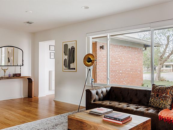 3rd image of 4603 Lasso Path