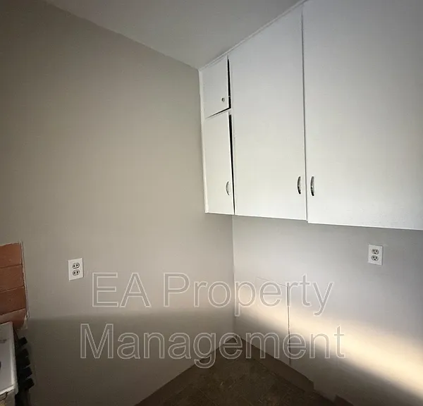 414 Pine St SE #3 — Photo 9
