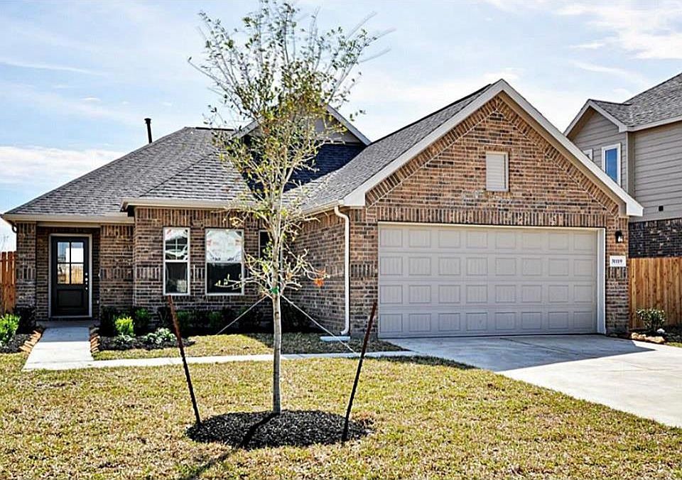 1st image of 31119 White Cypress Ln