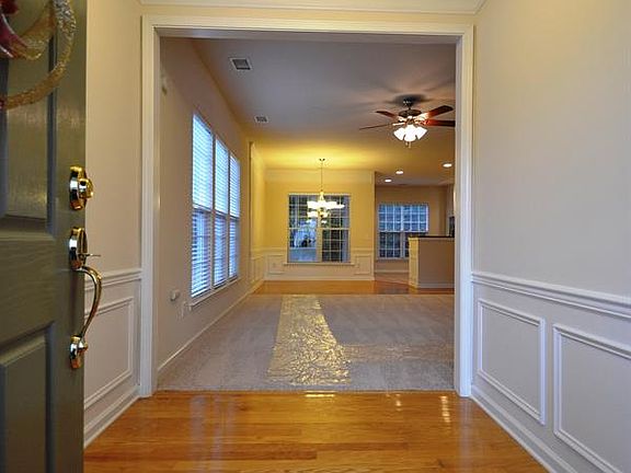 2nd image of 9212 Elrose Pl