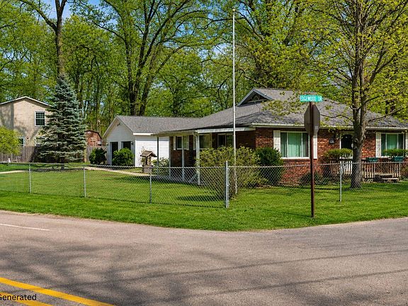 2nd image of 136 Edgewood Dr