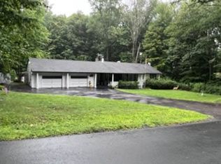 95 Peet Rd, Newfoundland, PA 18445