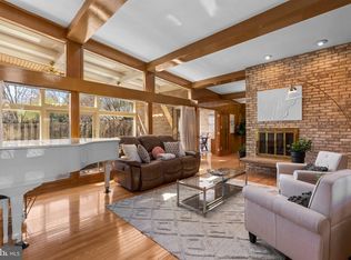 9208 Colesville Rd, Silver Spring, MD 20910