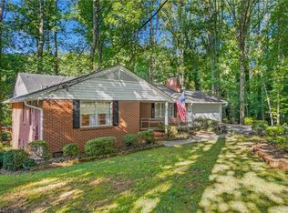 3430 Forest Ln, Pfafftown, NC 27040