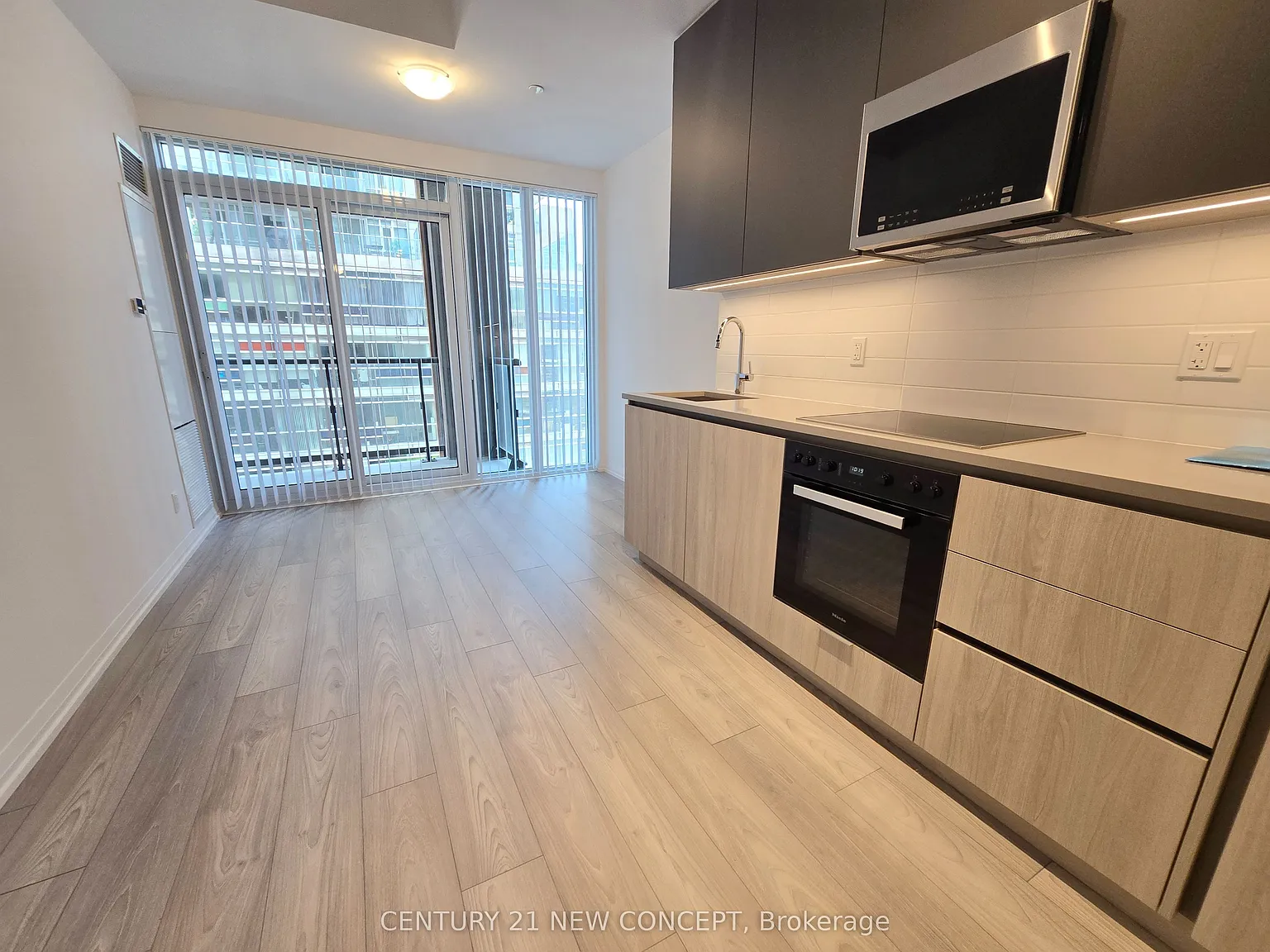 400 King — Photo 3