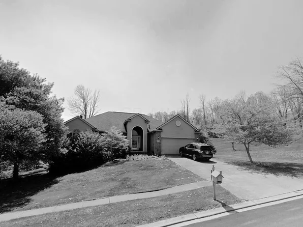 1391 Embrey Ct, Heath, OH 43056