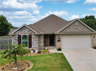 761 Romano Ave, Centerton, AR 72719