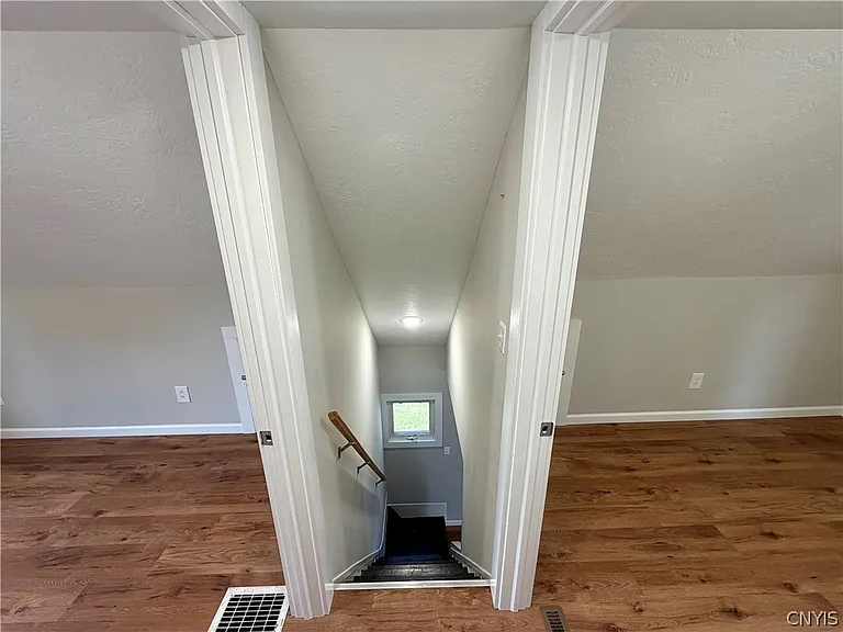 37210 State Route 3 — Photo 11