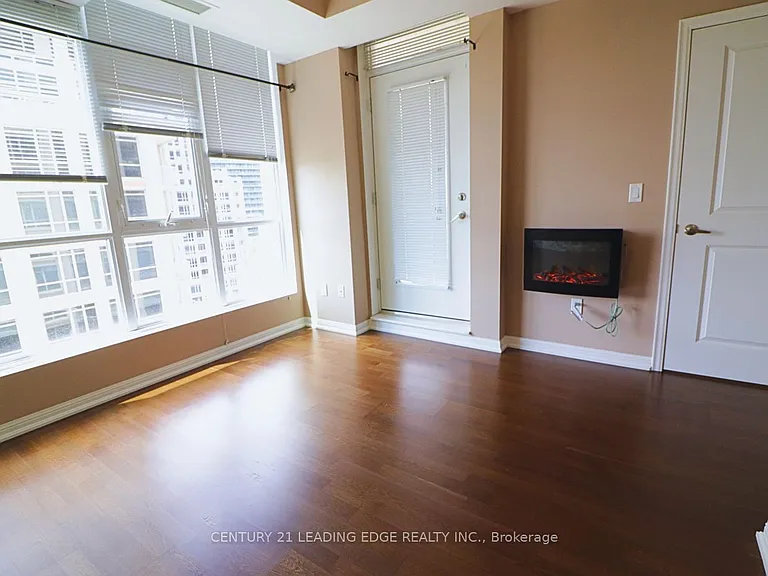 21 Grand Magazine St #804 — Photo 6