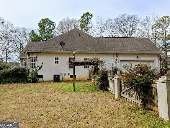3rd image of 113 Old Virginia Cir