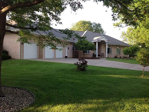 2nd image of 7024 Steeplechase Ct