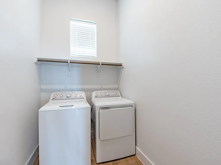 1012 Heartleaf Dr — Photo 25