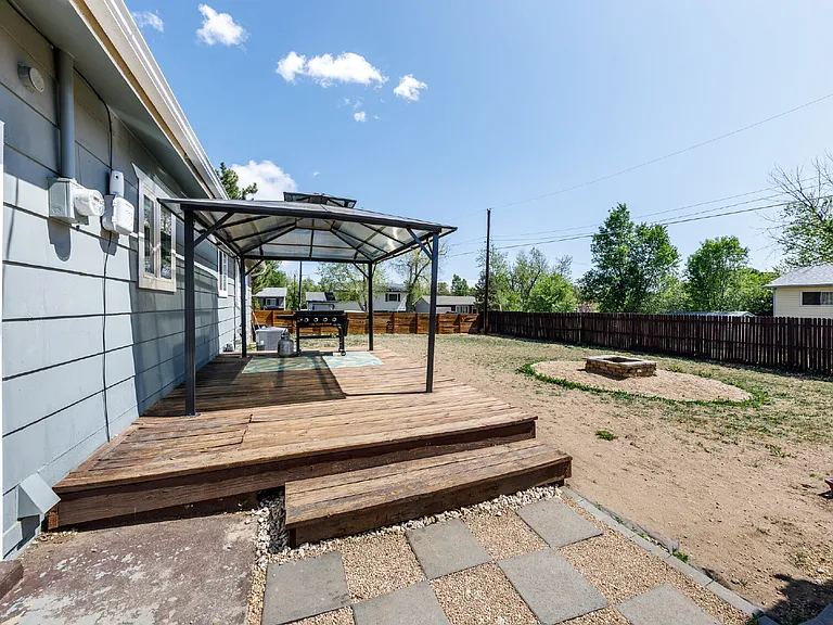 1703 Harrow Rd — Photo 46
