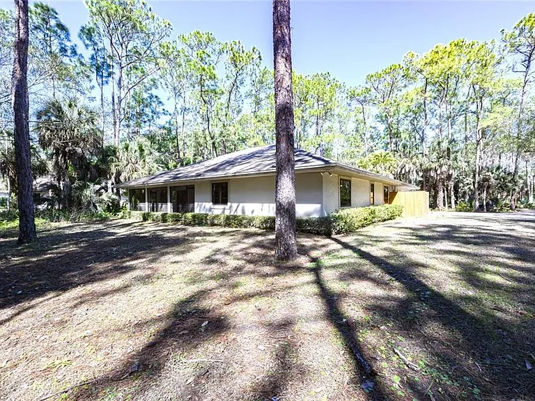 5356 Sycamore Dr — Photo 3