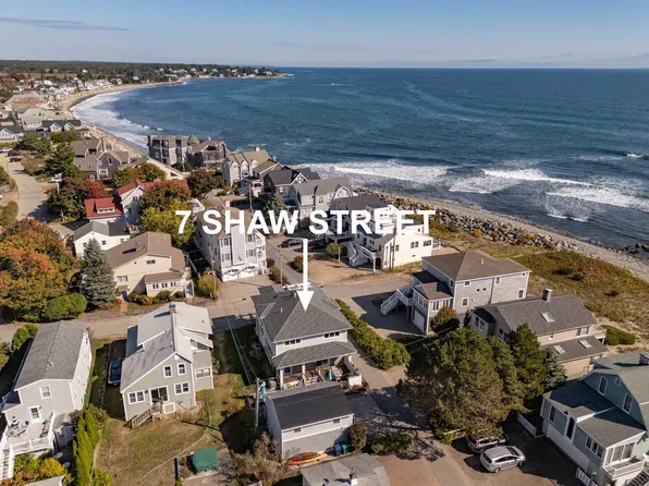 7 Shaw Street, Hampton, NH 03842