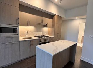 8 Manor Rd W #311, Toronto, ON M4S0E6