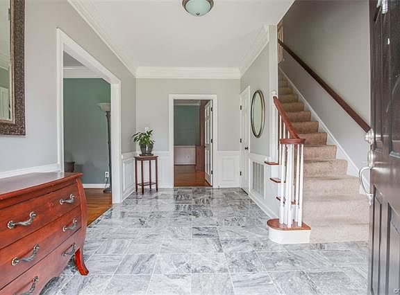 2nd image of 2611 Teaberry Dr