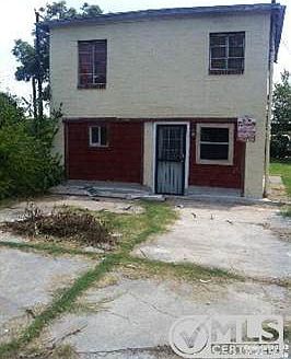 1st image of 106 Southway Dr APT 2