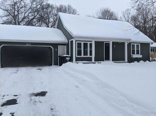 6824 Georgetown Ave, Hudsonville, MI 49426