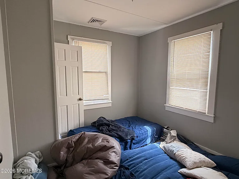 1710 B St #BACK HOUSE — Photo 10