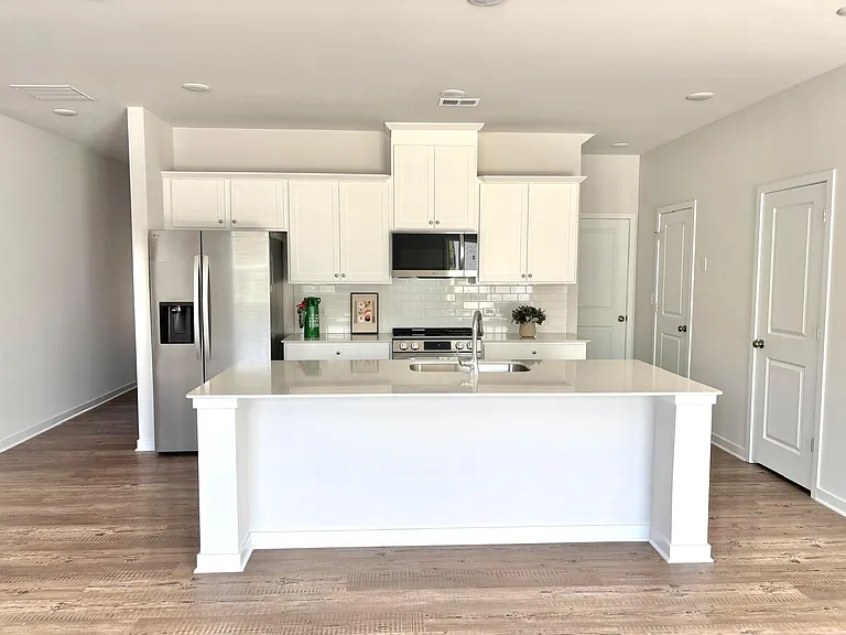 7308 Mulberry Trace Ln — Photo 1