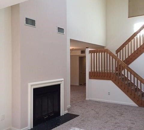 3rd image of 14 Doral Ln