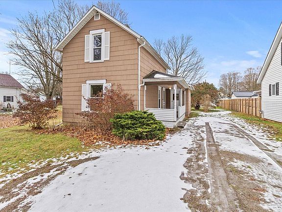 4th image of 316 White St