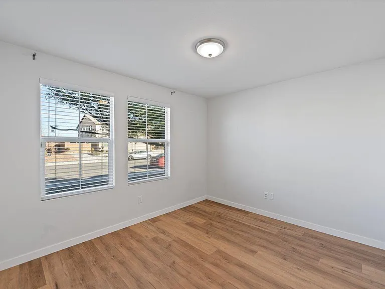 14373 Lorado Way — Photo 13