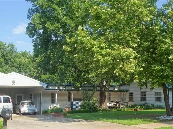 406 S 5th St, Noble, OK 73068