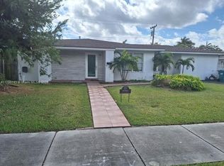 8980 SW 44th St, Miami, FL 33165